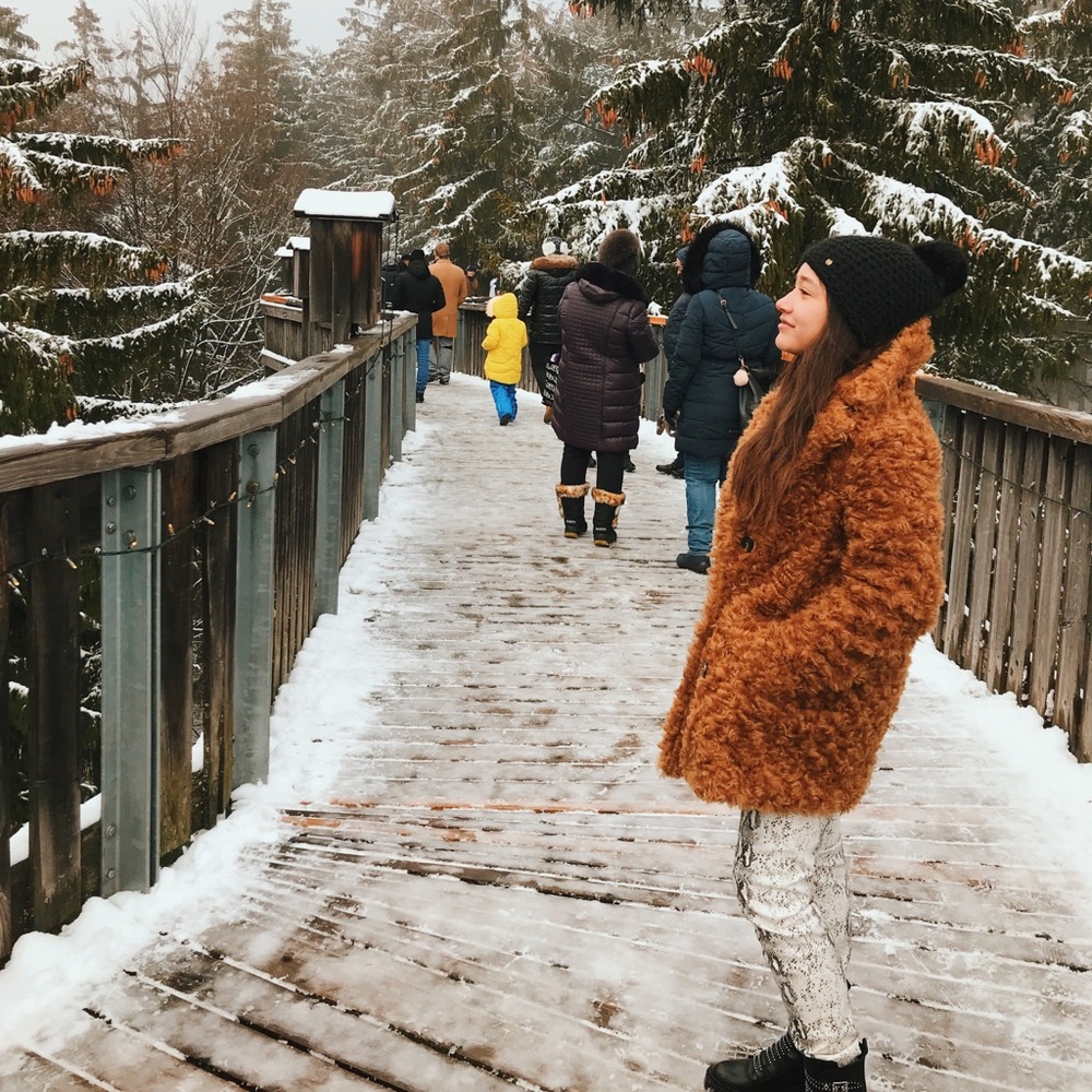 Meet your Posher, Victoria